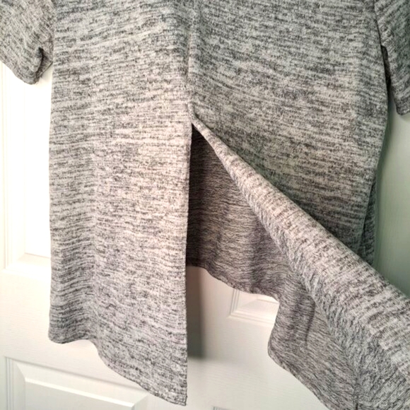 Enough About Me Gray High-Low Split Back Top Size Large - Picture 5 of 7